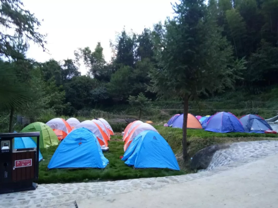 露营基地